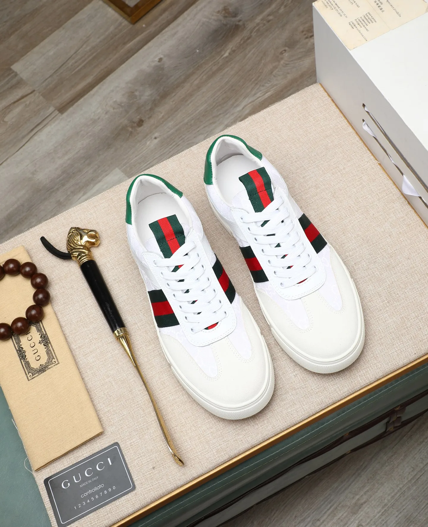 Men's men's shoes 💰440 GUCCI🔍🔍The latest model is on sale at the same time at the counter. Original calfskin imported from Italy, genuine leather lining, (high-end, noble, and classy) with exquisite workmanship. Sole: Original sole provided by the original factory, ⚠Exclusive double-layer movable molded sole super comfortable⚠, real shot 🎬The real thing is better🔍🔍"High quality·Follow the order" Code number 38-44